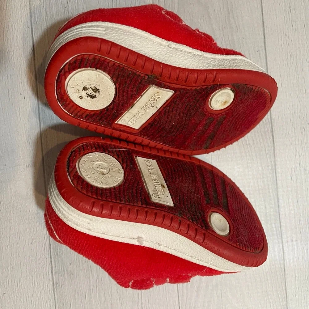 Sesame Street baby toddler Elmo sneakers‎ size 4